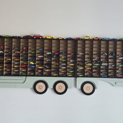 Expositor Camião / Reboque - Carros Escala 1/64