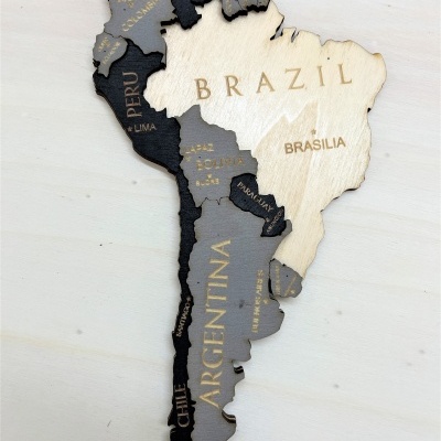 WorldMap - 3D - Multicolor - Países e Capitais em Inglês