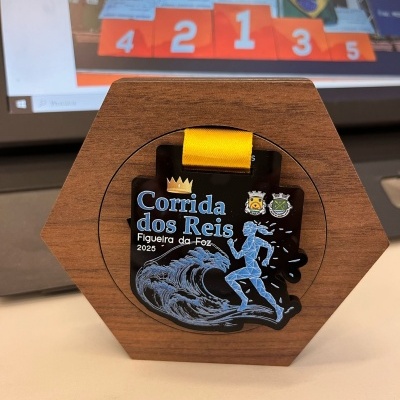 PRIME - Porta-Medalhas Modular Hexagonal