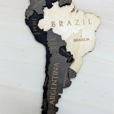 WorldMap - 3D - Multicolor - Países e Capitais em Inglês