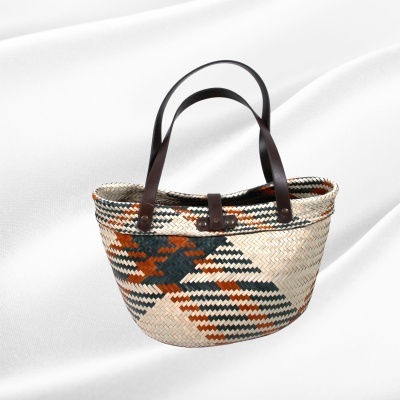 Bolsa de Palha com Asas de Cabedal
