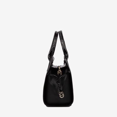 Mala de Mão Cherry Blossom Preto