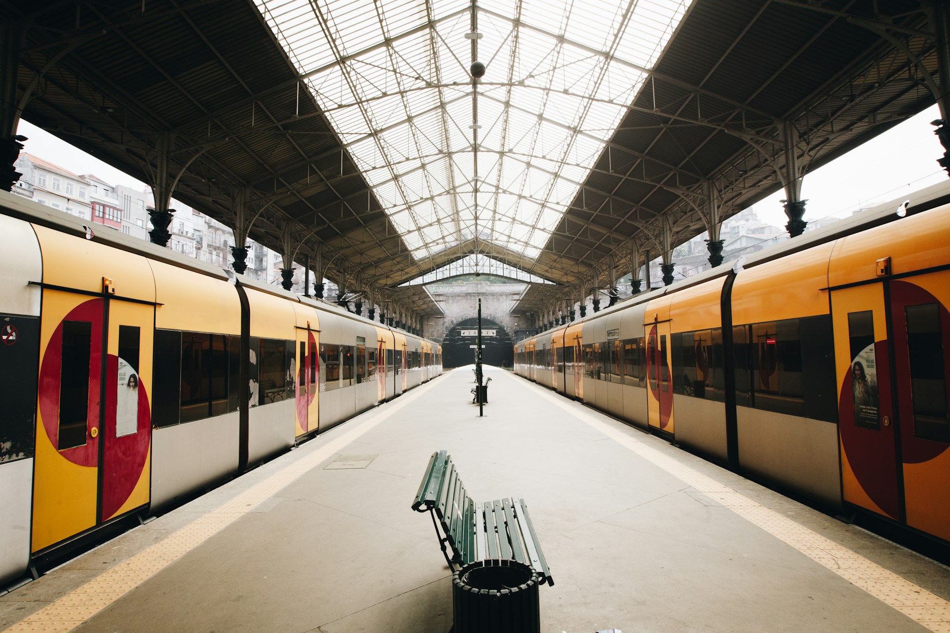 Transporte ferroviário e aquaviário possuem as menores emissões de carbono
