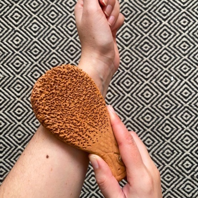 https://www.murta.eco/product/escova-de-ceramica-esfoliante https://www.murta.eco/product/escova-de-ceramica-esfoliante