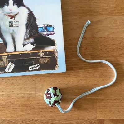 https://www.murta.eco/product/brinquedo-para-gato-em-tecido-reutilizado-e-reciclado