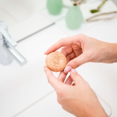 https://www.murta.eco/product/mascara-solida-para-contorno-de-olhos-natural-e-vegan https://www.murta.eco/product/mascara-solida-para-contorno-de-olhos-natural-e-vegan