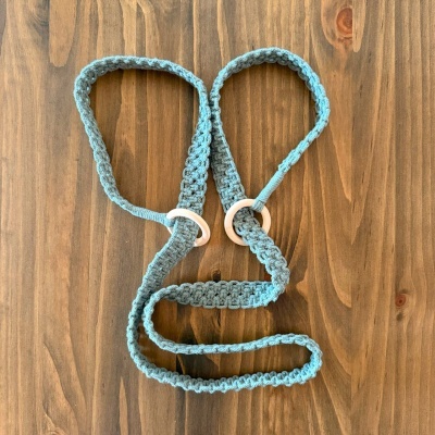 Alça em Macramé para Tapete de Ioga Toalha ou Manta Alça em Macramé para Tapete de Ioga Toalha ou Manta