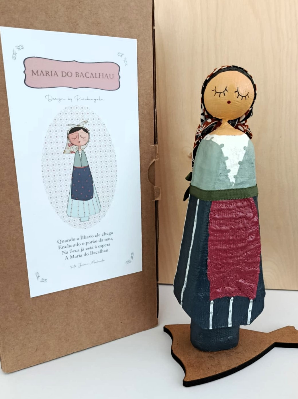 Escultura "Maria do Bacalhau"