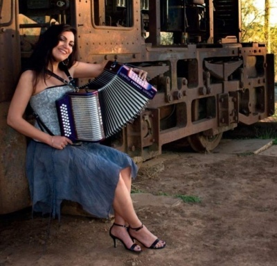 ACORDEÕES E CONCERTINAS