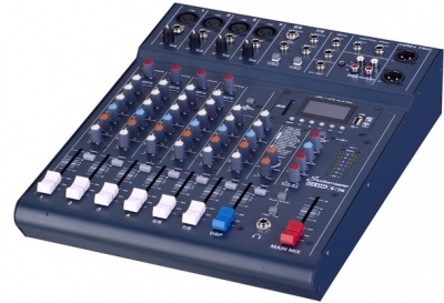 STUDIOMASTER CLUB XS8+