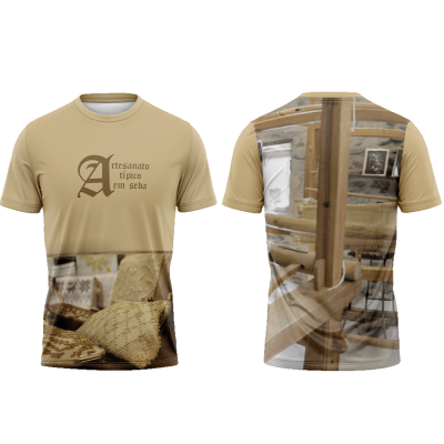 TS04#04#02 - Artesanato típico em seda