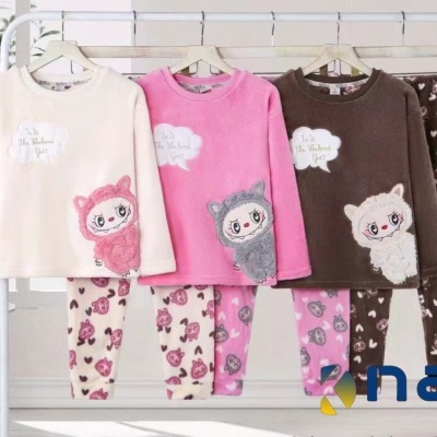 Pijama Coralina Labubu