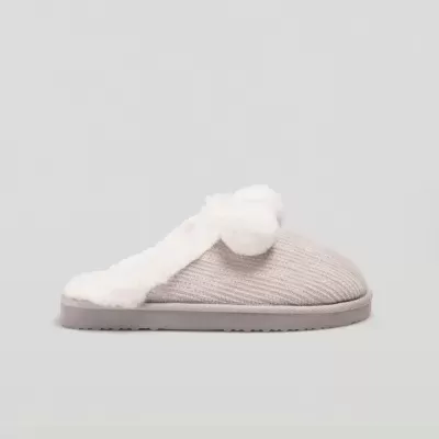 Chinelo PomPom Ysabel Mora