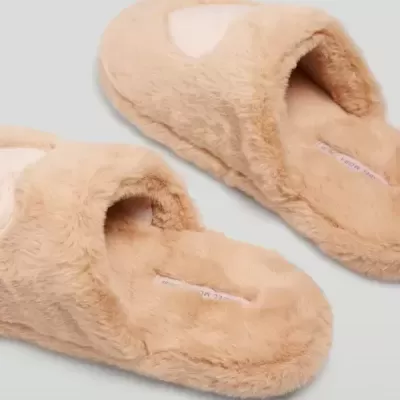 Chinelo Coração Ysabel Mora