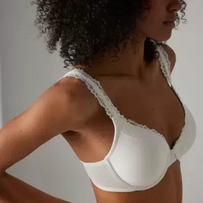 Soutien Ysabel Mora 10666