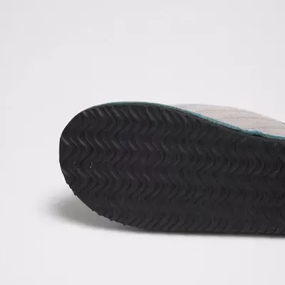 Chinelo Homem Bordado Ysabel Mora