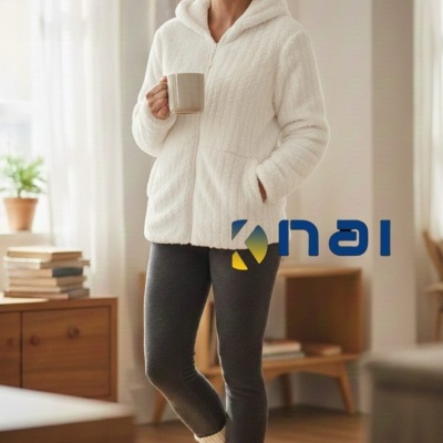 Casaco c/ Carapuço Pelúcia Homewear ( só disponível XL/XXL )