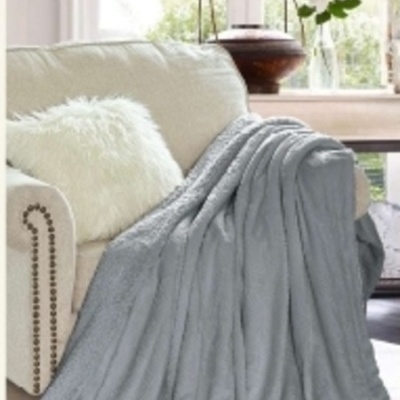 Manta Velur Alto Relevo  e pelo de borrego (sherpa) Belmanta