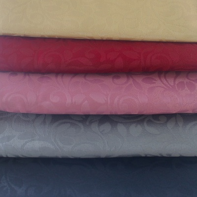 Toalhas de Mesa antinodoa e antirugas  Ref.Damask