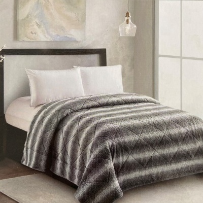 Edredão Riscas + pelo borrego Belmanta Edredão Riscas + pelo borrego Belmanta