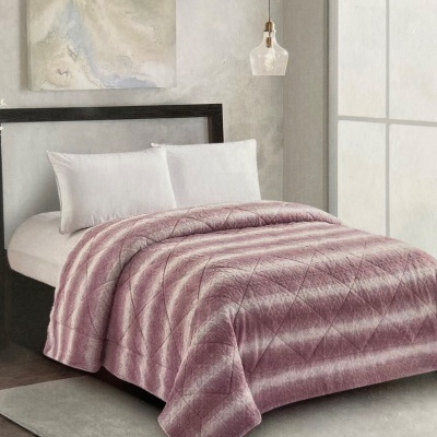 Edredão Riscas + pelo borrego Belmanta Edredão Riscas + pelo borrego Belmanta