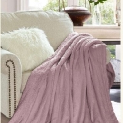 Manta Velur Alto Relevo  e pelo de borrego (sherpa) Belmanta