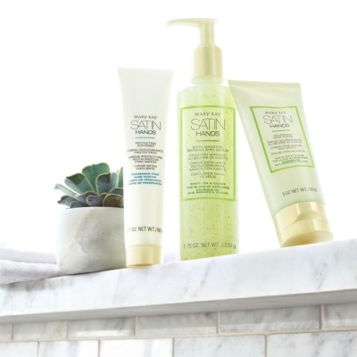 Conjunto para Mãos Satin Hands