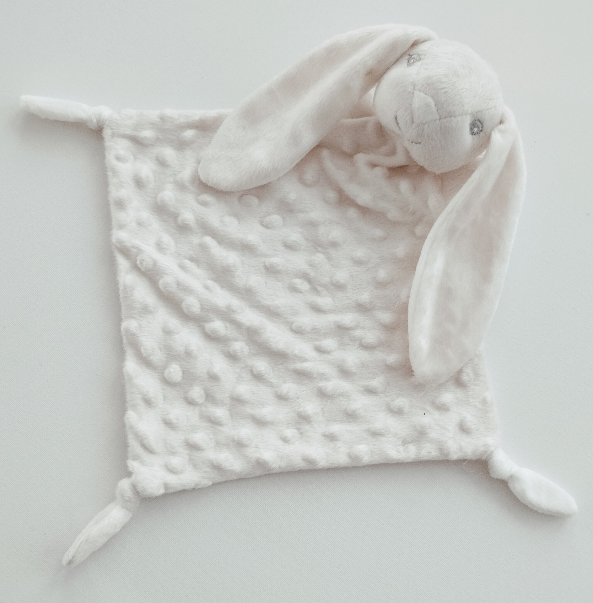 Dou-Dou Coelho Pérola Personalizado Dou-Dou Coelho Pérola Personalizado