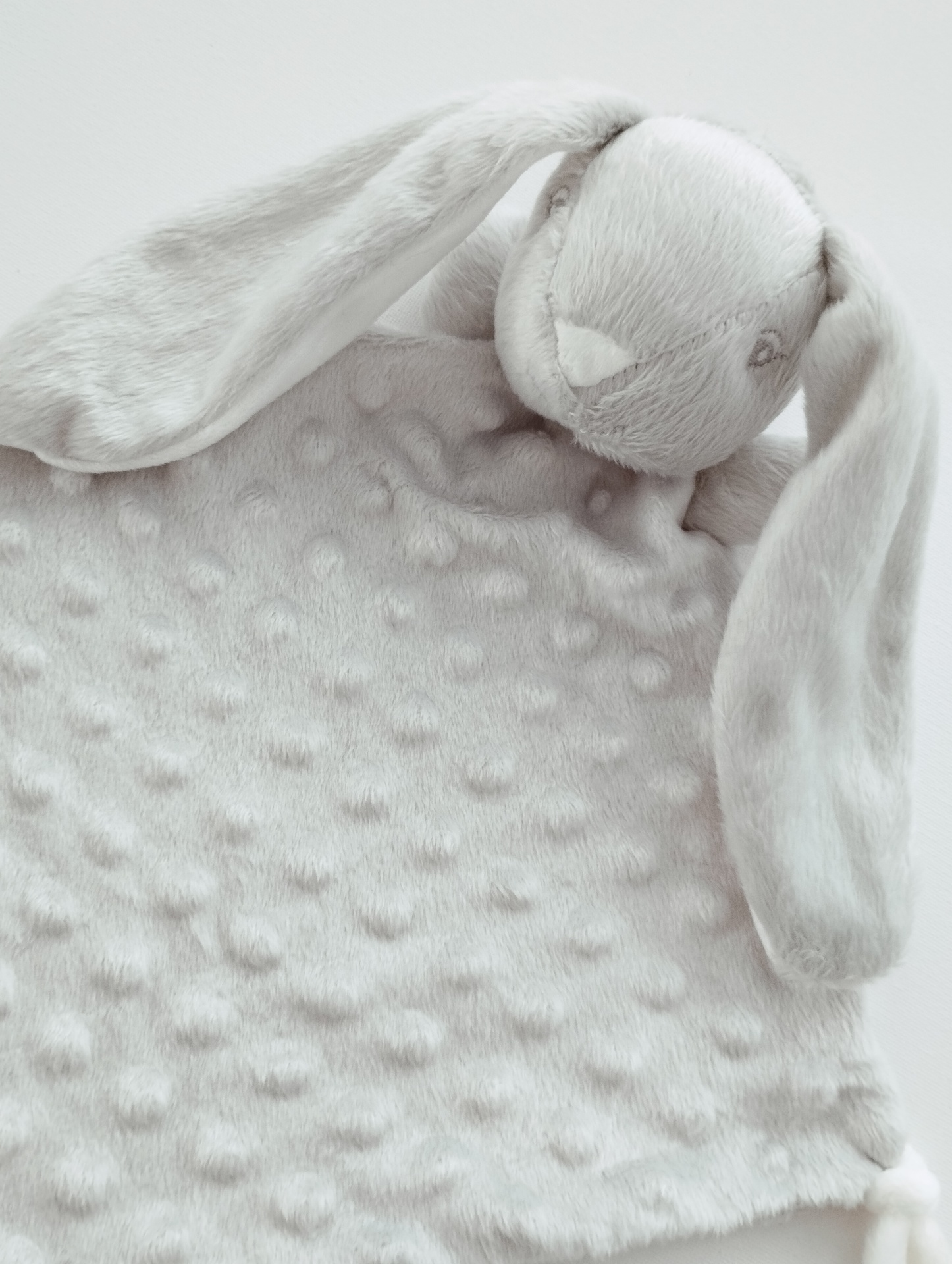 Dou-Dou Coelho Cinza Personalizado Dou-Dou Coelho Cinza Personalizado