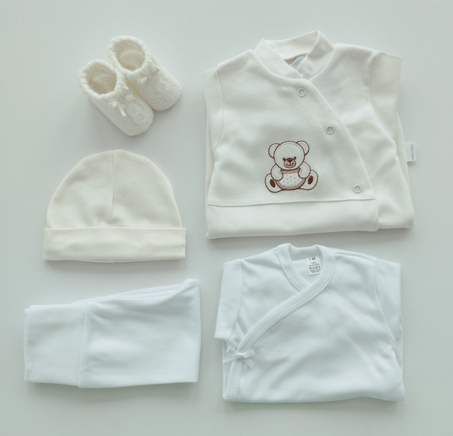 Conjunto para bebé Pérola Conjunto para bebé Pérola