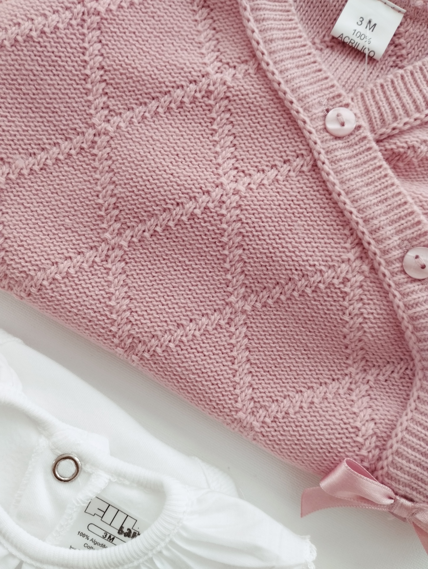 Conjunto de 3 Peças para Bebé – Fofo Rosa Velho, Body e Collant Conjunto de 3 Peças para Bebé – Fofo Rosa Velho, Body e Collant