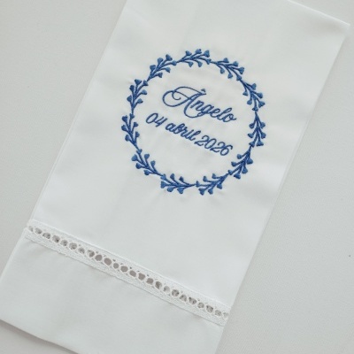 https://www.nicolalopes.pt/product/toalha-de-batismo-personalizada-6