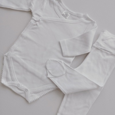 Conjunto para bebé verde