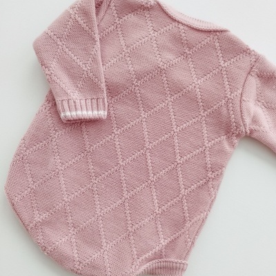 Conjunto de 3 Peças para Bebé – Fofo Rosa Velho, Body e Collant