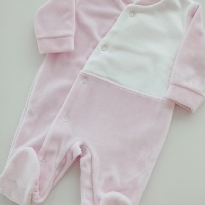 Conjunto Primeira Roupinha Personalizado Rosa Bebé Conjunto Primeira Roupinha Personalizado Rosa Bebé