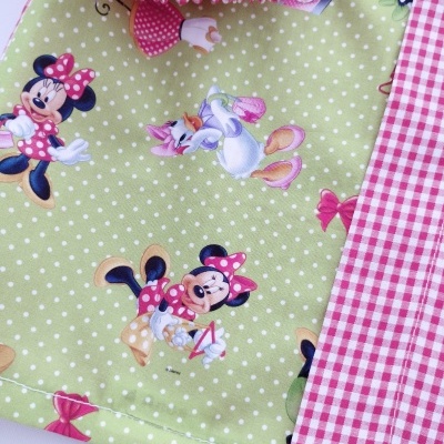 Bibe Escolar tamanho 4 Anos