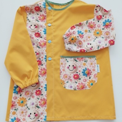 https://www.nicolalopes.pt/product/bibe-escolar-tamanho-70