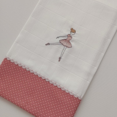 Fralda de Tecido Personalizada para Bebé – Conforto e Qualidade