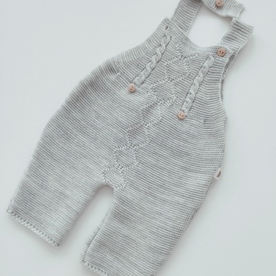 Conjunto em malha para bebé Cinza