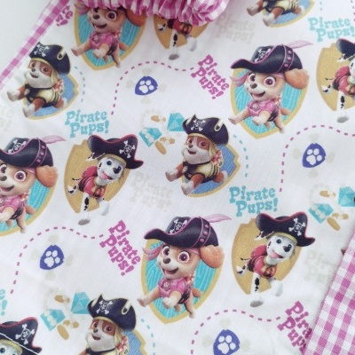 Bibe Escolar tamanho 4 Anos Bibe Escolar tamanho 4 Anos