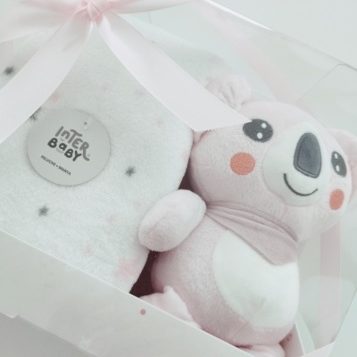 https://www.nicolalopes.pt/product/peluche-manta-koala-rosa