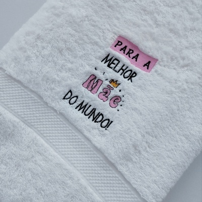 https://www.nicolalopes.pt/product/toalha-dia-da-mae