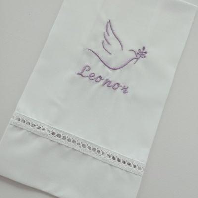 https://www.nicolalopes.pt/product/toalha-de-batismo-personalizada-3