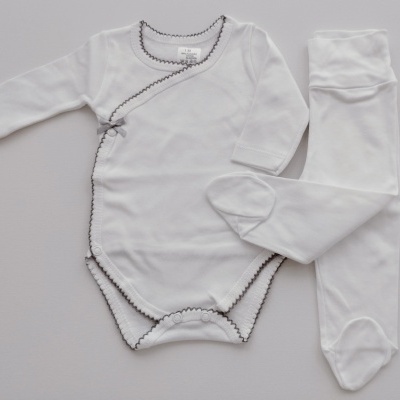 Conjunto para bebé cinza