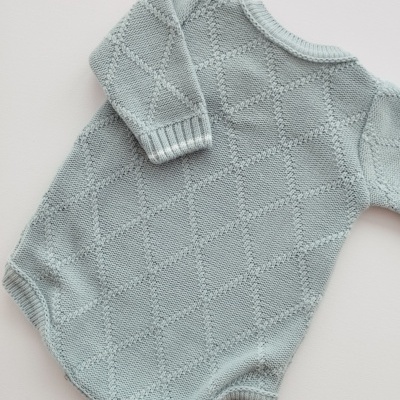 Conjunto de 3 Peças para Bebé – Fofo Verde, Body e Collant Conjunto de 3 Peças para Bebé – Fofo Verde, Body e Collant