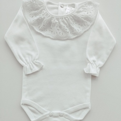 Conjunto de 3 Peças para Bebé – Fofo Rosa bebé, Body e Collant