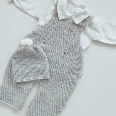 Conjunto em malha para bebé Cinza