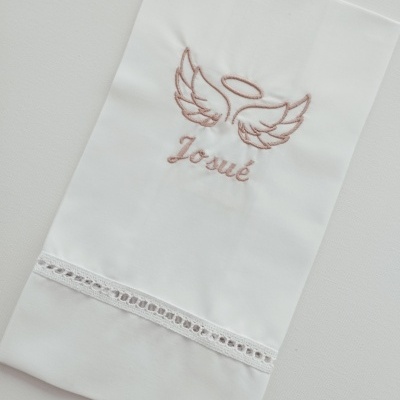https://www.nicolalopes.pt/product/toalha-de-batismo-personalizada-5