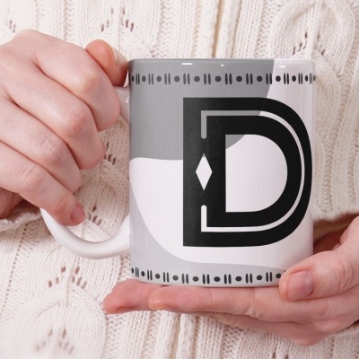 Caneca Alfabeto Geometrico