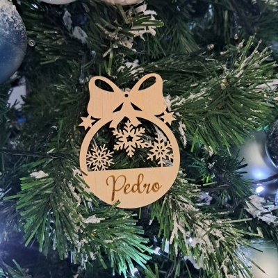 Bola de Natal Personalizada com Nome - Laco e Floco de Neve